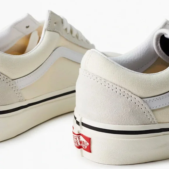 NIB Vans - Picture 4 of 12